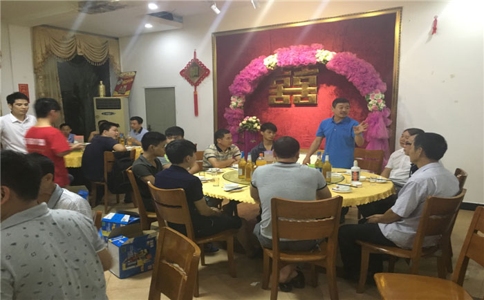金秋十月，鑫發(fā)喜迎豐收慶功宴